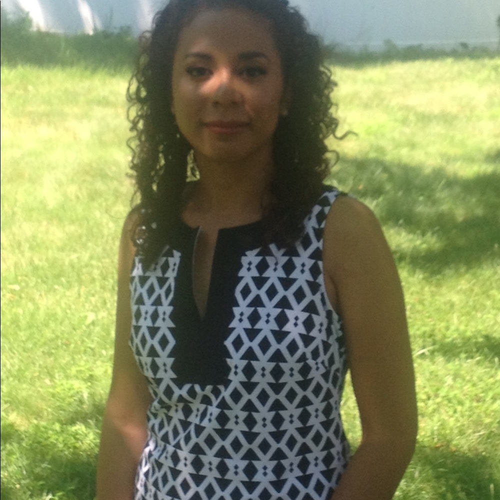 Meet your Posher, Alicia